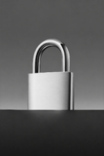 304 stainless steel oval padlock for marine grade outdoor gate and shed security - alternative view 3